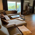 Toppen House 펜션 *